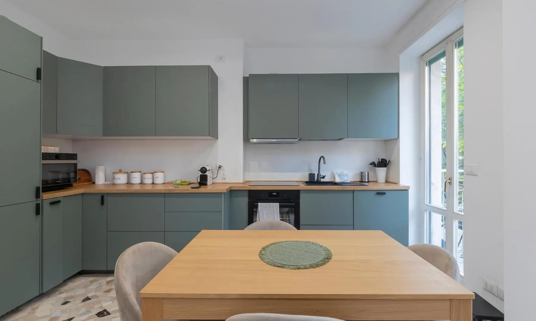 Oasi Urbana A Milano: Piazza Insubria Apartment 0*, Milan