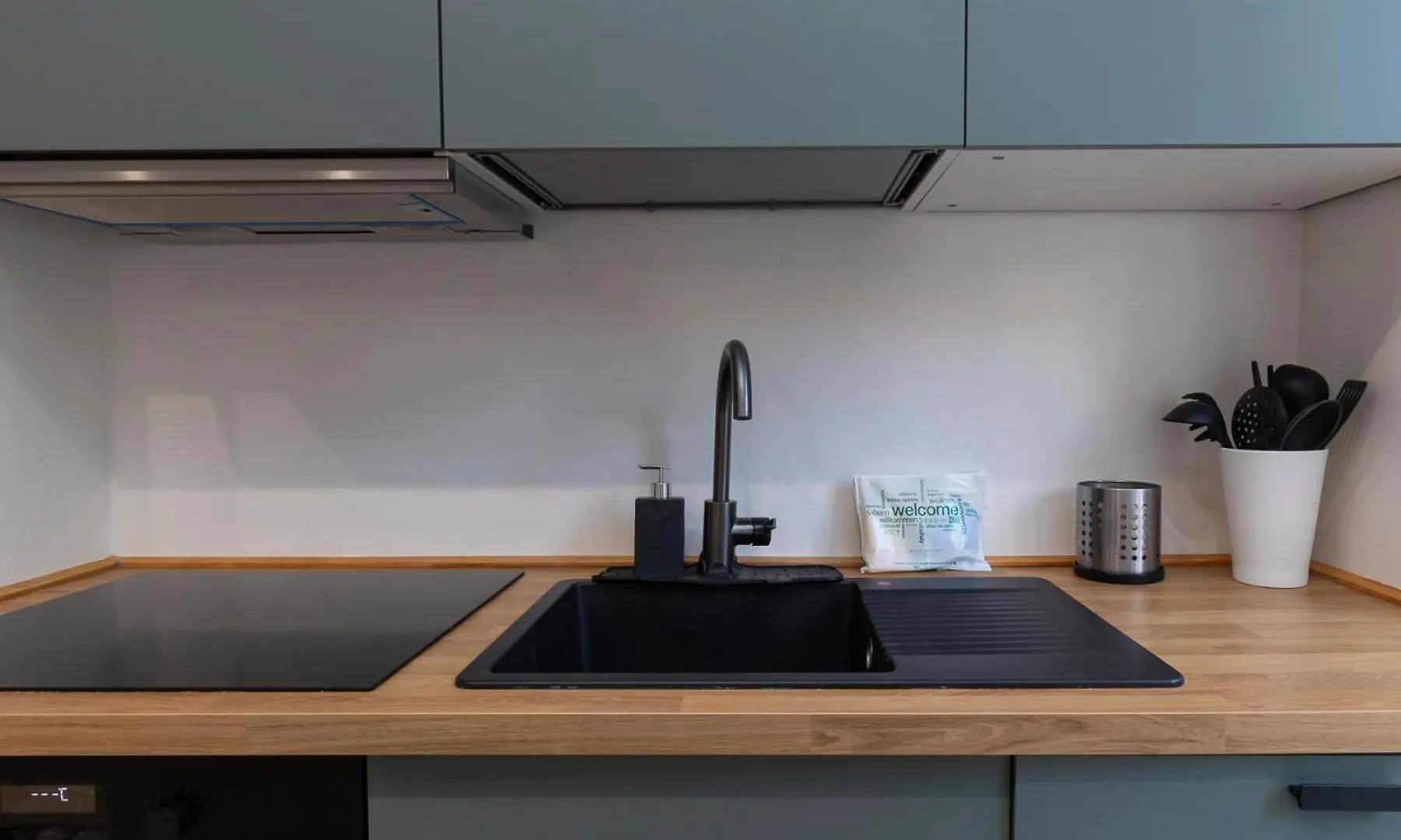 Oasi Urbana A Milano: Piazza Insubria Apartment  Milan