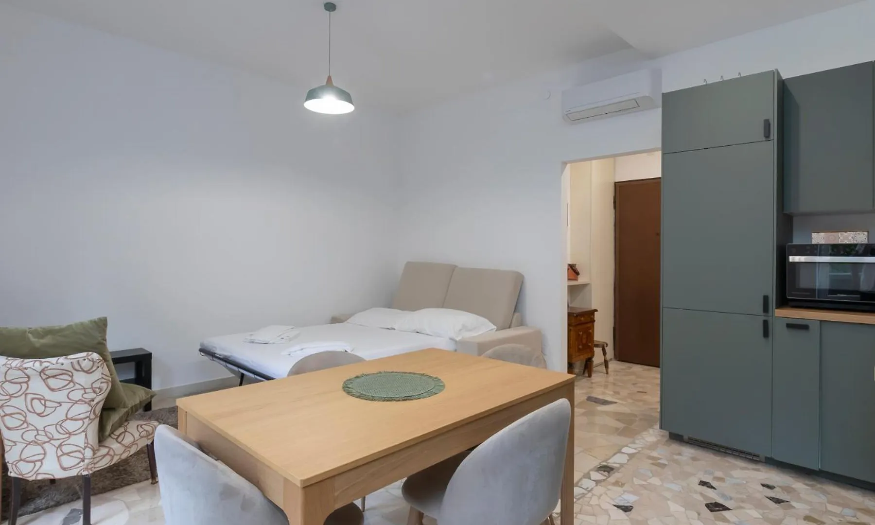 Oasi Urbana A Milano: Piazza Insubria Apartment Italy